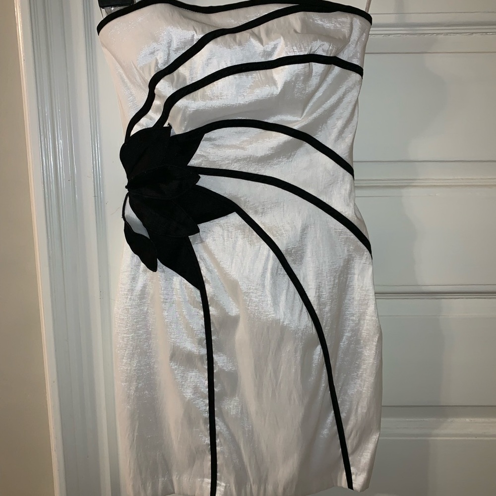 WORN ONCE Jessica McClintock white bodycon dress